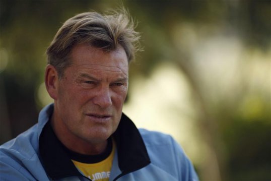 Glenn Hoddle has announced he is not interested in becoming the next manager of the England Under-21 side.