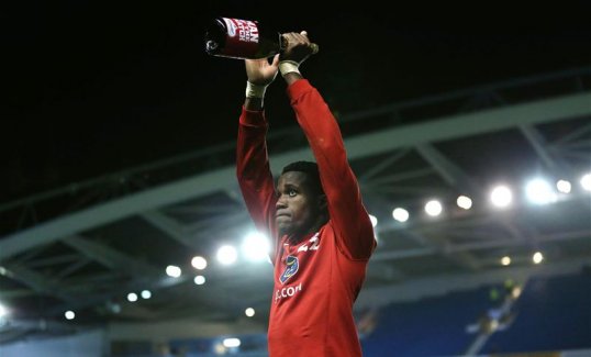 Crystal Palace boss Ian Holloway has revealed that Wilfried Zaha's girlfriend has told the new Manchester United winger: