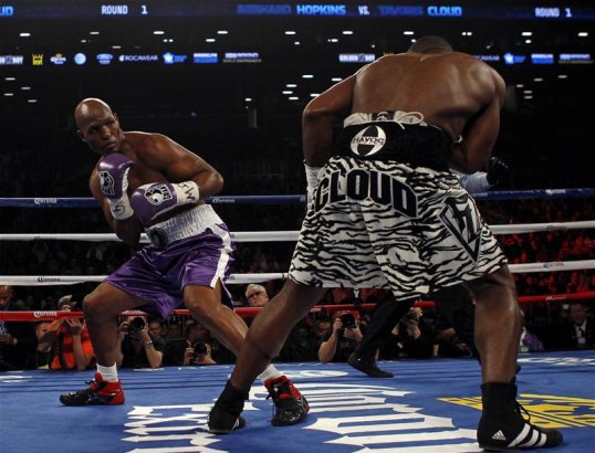Bernard Hopkins became the oldest world champion in history by beating Tavoris Cloud for the IBF light-heavyweight title in New York.