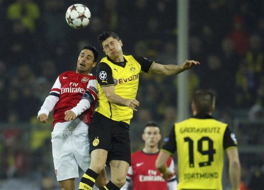 Borussia Dortmund have been the better side in the first half at the Westfalenstadion but have failed to find the back of the net against Arsenal in the two sides’ Champions League clash.