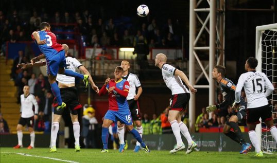 Fulham are beating Crystal Palace 2-1 at half time in their Premier League encounter at Selhurst Park.