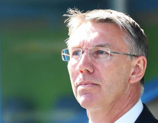 Norwich City came out fighting at the start but the game quickly fell into being a rather lifeless affair and became something of a battle of attrition with either side slugging it out but neither making much progress.