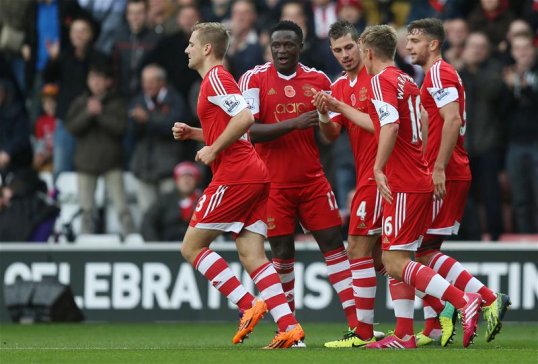 England new-boy, Adam Lallana, struck a stunning individual goal to put clear water between Southampton and Hull at St Marys.