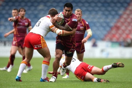 Huddersfield Giants have parted company with five players – forwards David Fa'alogo, Adam Walker and Ross Peltier, and hookers Scott Moore and Tommy Lee.