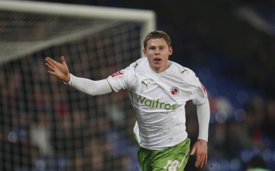 Huddersfield Town are poised to sign Simon Church on loan.