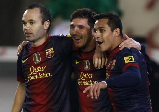 Barcelona striker Lionel Messi has heaped praise on his midfielder team-mate Andrés Iniesta, saying that he “just keeps getting better and better”.