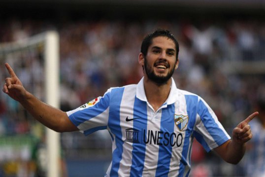 Malaga midfielder Isco has agreed a three year contract extension with the La Liga club to end speculation of a move the Premier League.