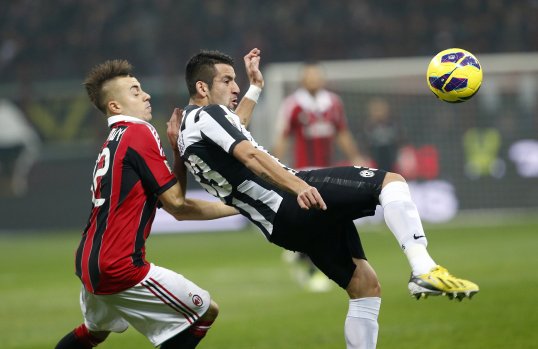 Juventus wing-back Mauricio Isla has hinted he could leave the club this summer.