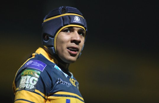Leeds Rhinos winger Ben Jones-Bishop will be out action for six months because of a blot clot on one of his lungs.