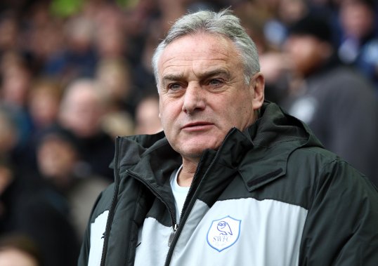 Sheffield Wednesday boss Dave Jones has revealed he will not open contract talks with his players until their Championship status has been guaranteed.