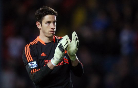 Brad Jones wants to keep José Reina out of the Liverpool team for the Merseyside derby.