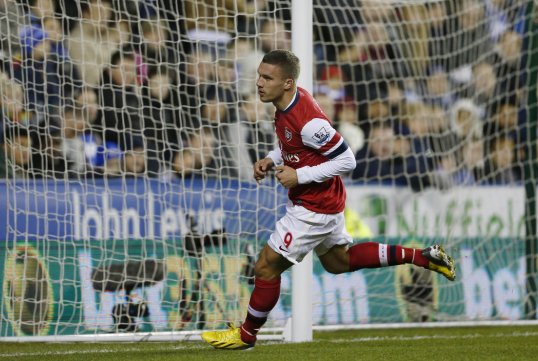 Arsenal are firmly in control of the Premier League game and already have a 3-0 lead.