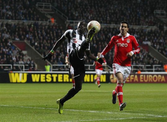 Newcastle United and Benfica have gone in level at 0-0 at half time in this Europa League quarter-final second leg at St James’ Park.