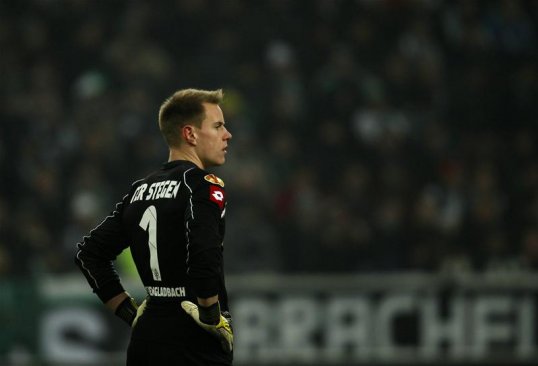 Juventus could be set to compete with Barcelona for the signing of talented young Borussia Monchengladbach goalkeeper Marc-Andre ter Stegen, according to Infoticker.ch.