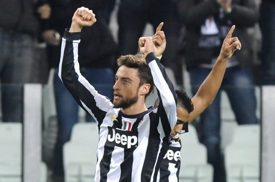 Juventus midfielder Claudio Marchisio and assistant manager Angelo Alessio have backed Chelsea manager Roberto Di Matteo to stay in charge of the club even if the European champions fail to progress in the competition.