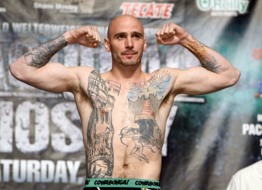 American Super-middleweight Kelly Pavlik has announced his retirement retired with immediate effect.