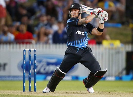 New Zealand cruised to a 55-run victory against England to level the three-match Twenty20 international series at 1-1.