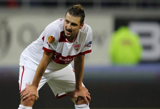 Stuggart midfielder Zdravko Kuzmanović has revealed he would like a move to Serie A in the summer as he contract with the German club is coming to an end.