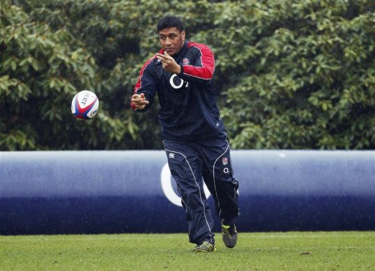 England coach Stuart Lancaster has made five changes to his line-up for the Six Nations match against Italy at Twickenham on Sunday.