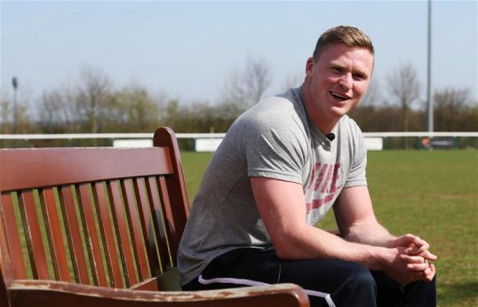 England and Saracens winger Chris Ashton has admitted to prospect of selection for the British and Irish Lions squad caused him to underperform this season.