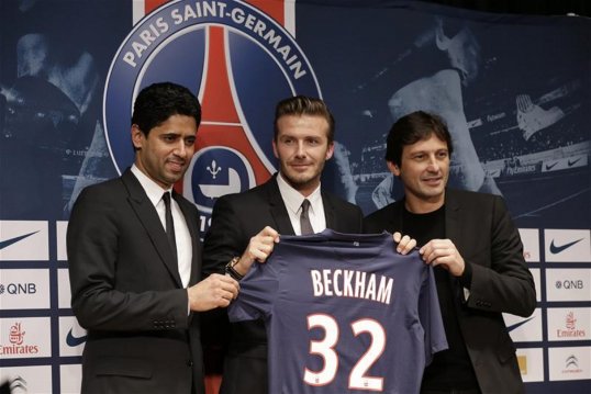 Paris Saint-Germain sporting director Leonardo is to leave the club after resigning his position.