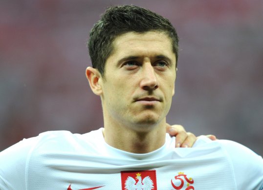 Borussia Dortmund striker Robert Lewandowski has revealed his admiration for French goal-scorer Thierry Henry when he was in his prime at Arsenal.