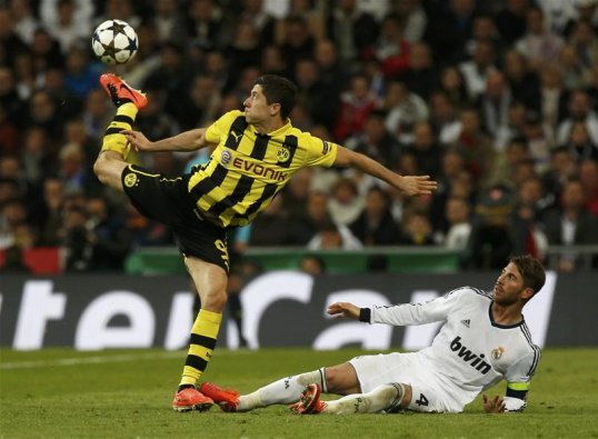 Borussia Dortmund hitman Robert Lewandowski will have showdown talks with the club after Saturday's Champions League final.