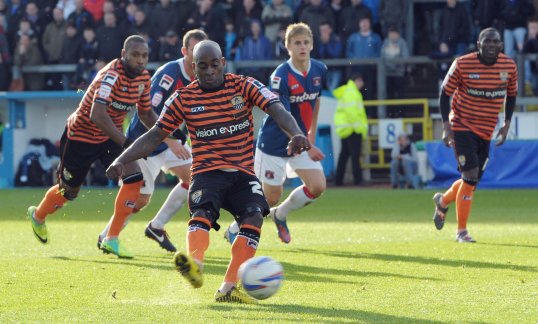 A James Collins goal gave Paolo Di Canio’s Swindon Town a 1-0 away win at Colchester United as the Robins move closer to the automatic promotion places in League One.