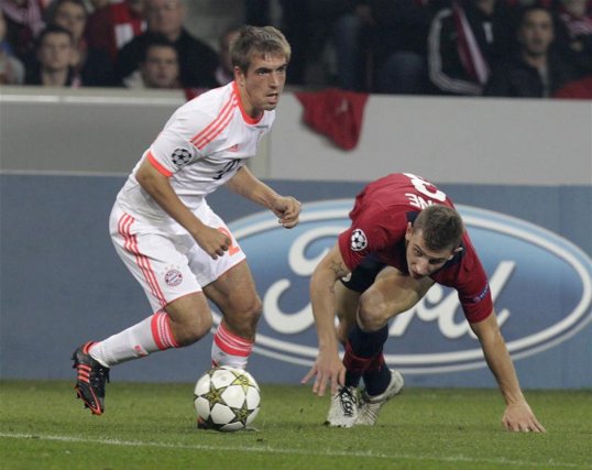 Bayern Munich captain Philipp Lahm has dismissed Arsenal’s chances of reaching the Champions’ League quarter-finals, saying they are no longer one of Europe’s top clubs.
