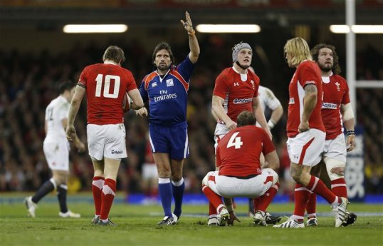 Jason Robinson described England’s failure to score a try in their last two matches as a massive concern.