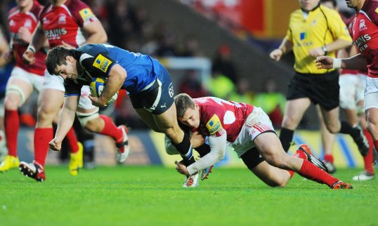 A last minute try from Nick Scott gave London Welsh the victory in a close match against Bath.