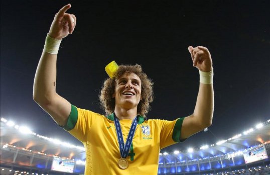 Chelsea manager Jose Mourinho may be developing a new bargaining chip in his race to grab striker Wayne Rooney out of Manchester United - David Luiz.