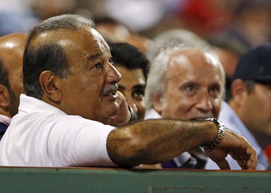 Mexican business magnate Carlos Slim, currently the world's richest man, is said to be looking to invest in a Spanish club.