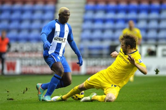 Reading defender Kaspars Gorkšs has moved to Championship side Wolverhampton Wanderers on loan until the end of the season the club have confirmed.