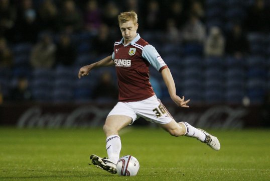 Burnley have been dealt a major injury blow after it emerged Ben Mee will be sidelined until the New Year.