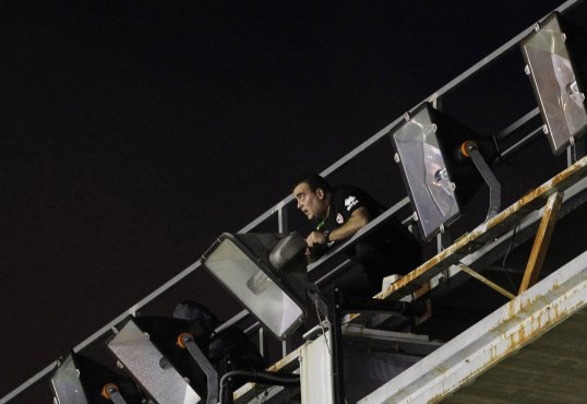 Real Madrid's visit to city rivals Rayo Vallecano has been abandoned after the home side's president Raul Martin Presa said the lighting at Estadio de Vallecas had been sabotaged.