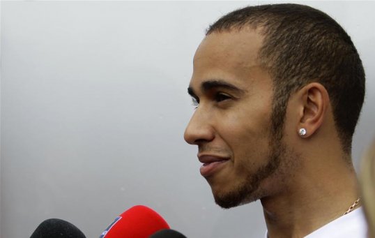 Mercedes’ Lewis Hamilton said he feels positive about his car ahead of the Malaysian Grand Prix.