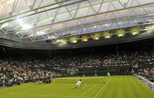 The BBC is lobbying for more night matches to be played at Wimbledon.