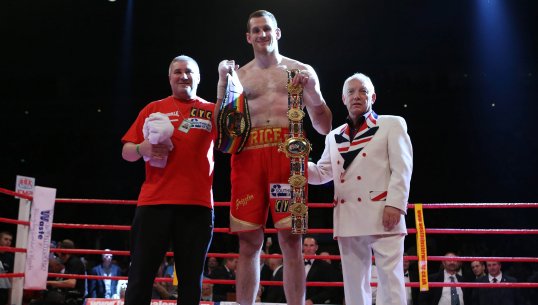 Promoter Frank Maloney believes British heavyweight champion David Price is the future of boxing.