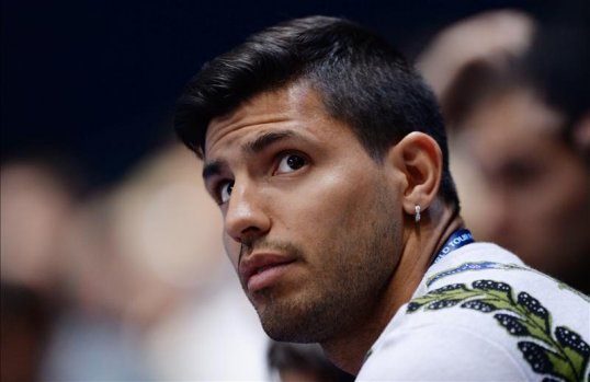 Manchester City striker Sergio Aguero would prefer a transfer to Barcelona over Real Madrid, according to a report in the Spanish media.