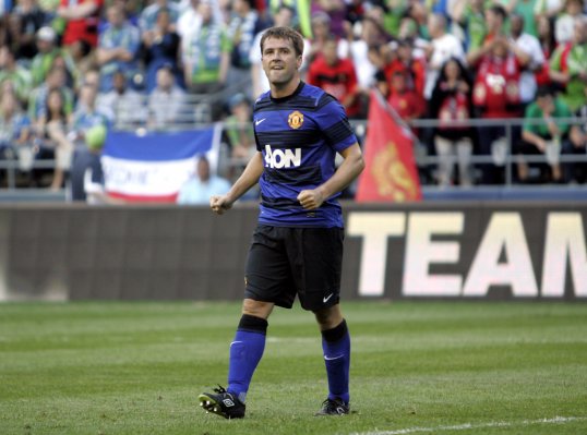 Michael Owen is sure David Moyes is the right man for Manchester United, and is sure the club can still win the title.
