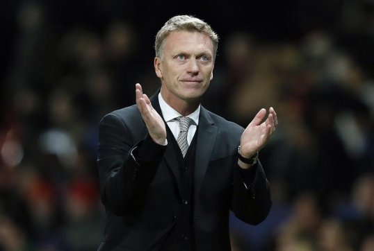 Manchester United will face Olympiakos in the Champions League last 16 after being handed a tie agaisnt the Greek club in Monday's draw in Switzerland.
