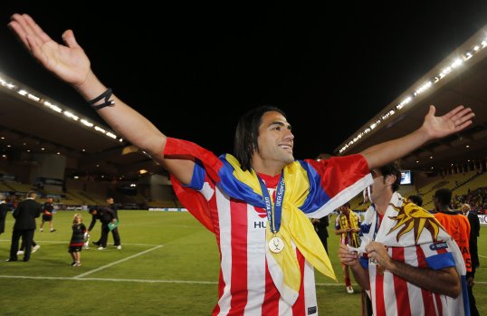 Atlético Madrid chief executive Miguel Ángel Gil Marín has said that Radamel Falcao will “stay until the end of the season” but was less certain about the striker’s future after that.