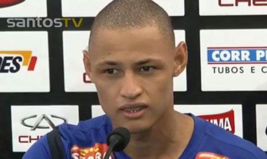 Manchester United are set to battle Premier League rivals Tottenham Hotspur for the signature of Santos forward Neilton.