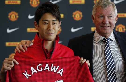 Manchester United are to open an office in the USA in a bid to capitalise on their global appeal.
