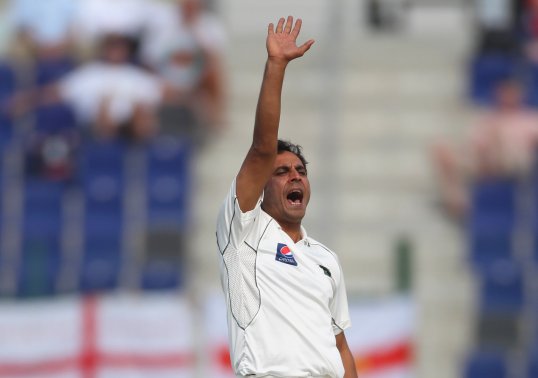 Pakistan spin-bowler Abdul Rehman is facing a two year ban for failing a dope test.