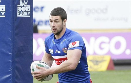 Wakefield Trinity Wildcats fullback Richard Mathers has undergone emergency surgery on a ruptured testicle.