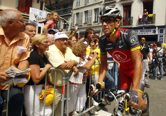 Former pro-cyclist Scott Mercier has said that the leadership of the UCI must be replaced.
