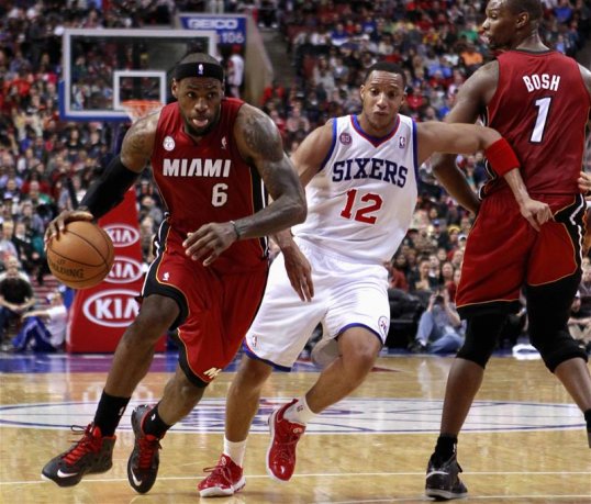 The Miami Heat extended their unbeaten record to 20 straight wins with the 98-94 win over Philadelphia 76ers.