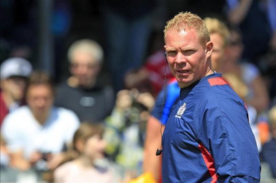 Championship club Bristol have announced the departure of head coach Liam Middleton.